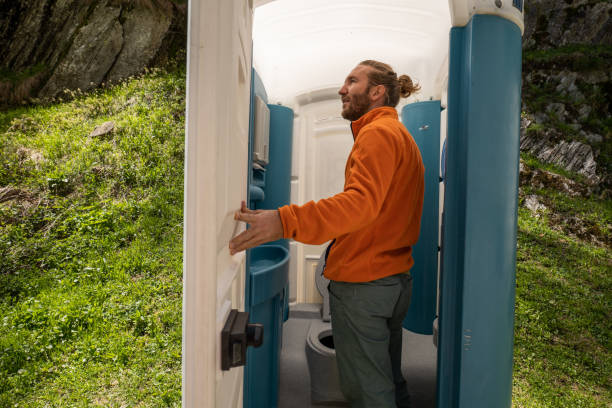 Portable Toilet Options We Offer in Wisconsin Rapids, WI